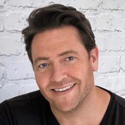 stuartreeves's profile picture. 