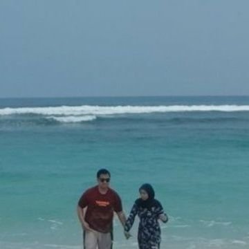 SalwaShf_'s profile picture. 