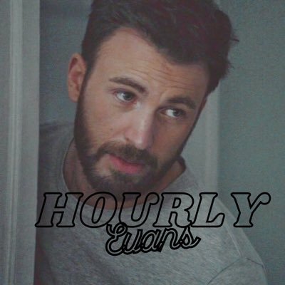 hourly pictures and gifs to bless your timeline with the one and only chris evans // owned by @hourlytom