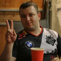 Chrisik (@chrisik_lol) Twitter profile photo