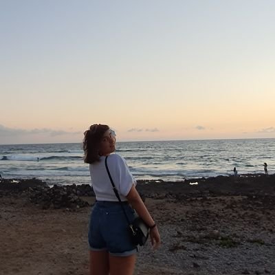 Tenerife 📌 
Magisterio Primaria ULL📚
Cabin crew 🛫