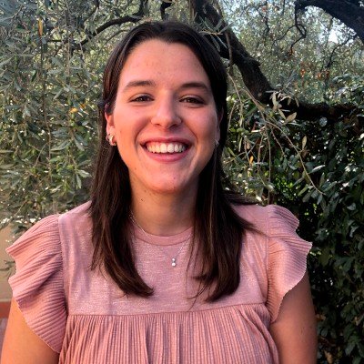 mchiaragrieco's profile picture. Live. Learn. Explore 🌻 | PhD student in Computational Biology at @semm_it and @IIGM_genomics in Cancer Genomics and Bioinformatics Lab @cereda_lab