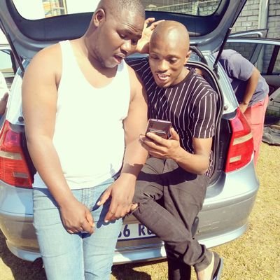 Kingchyna_SA's profile picture. To much Information 😂😂 #BlackTwitterMovement #SureCase  #WhoCares 😂😂