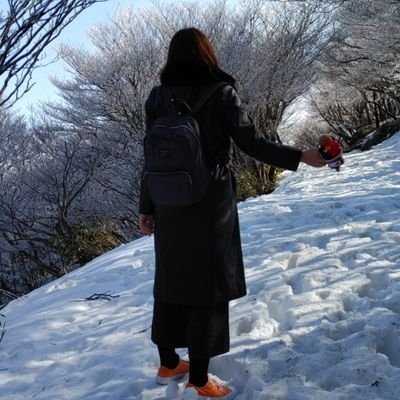 hide with spread beaver 🧡𝐒𝐄𝐊𝐀𝐈 𝐍𝐎 𝐎𝐖𝐀𝐑𝐈✨*☂︎⋆̩⛄️10年目*☂︎⋆̩⛄️