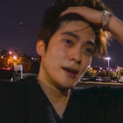erosxjae's profile picture. เก็บปากไว้แตกตอนหน้าหนาวเถอะ อย่าให้แตกเพราะปากผมเลย