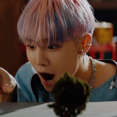 LQ__seunghun's profile picture. #우리만의속도로_강쥐야