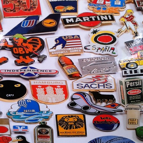 PinSammler's profile picture. Hier gibt es Infos über alles, was sich um die Pins im klassischem Sinne dreht. Pin-Börsen-Termine, Neuerscheinungen, Pinsammlung etc.