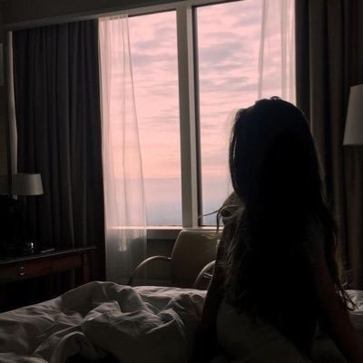 mo002_'s profile picture. 