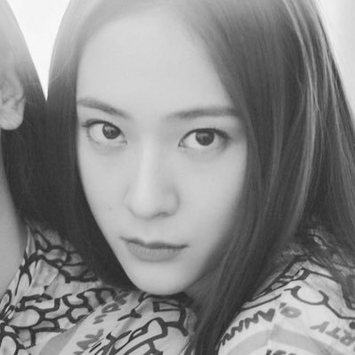 ⌗ ﹕ Softcopy ! ⠀ ⿻ ⠀ 1994 sky’s precious pearl, who shines in the light and dark. ✨ A dream girl for everyone, Krystal. 💍