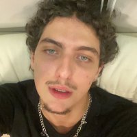 queiroz (@rafaqueir0z) 's Twitter Profile