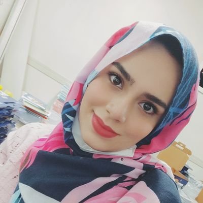 yeganefatholahi's profile picture. 