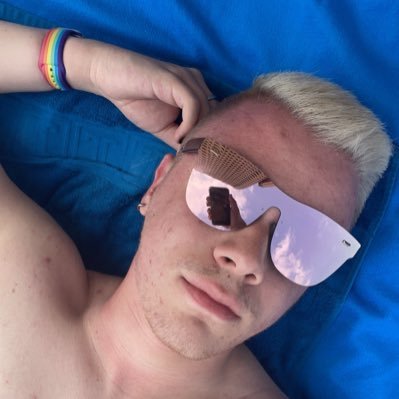 Gay 21 from Germany 🏳️‍🌈🇩🇪| let‘s have some Fun! 😝😏