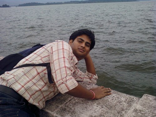 aksamb1992's profile picture. 