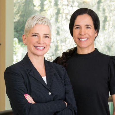 Orthodontic Specialists, Dr. Kelly Giannetti & Dr. Thais Booms | Sacramento, CA | Orthodontics to Children and Adults | Authors of Beyond Braces