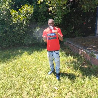 Follow me on IG: @bottomboycapo Booking&Features yungcapo97@gmail.com Shout out MQMG #EBG4L Ke'Moni 💕💖 772 ✈️ 912 FUTURE BBA 📚 GRAD