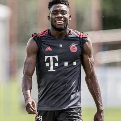 lil_tkwong's profile picture. 