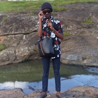 GichHenri's profile picture. I am so single