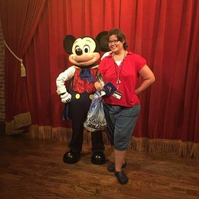 Just a girl who loves Mj, all things Disney, and Matthew grey gubler. I’m also a former Walt Disney world culinary cast member. I also have a YouTube channel.