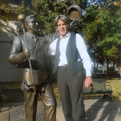 AuthorMichaelS1's profile picture. Author of #AFrogAndHisReallyCoolSandals
FB: https://t.co/nZHfWyWQ8u
#WritingCommunity #childrensbook #kidsbook