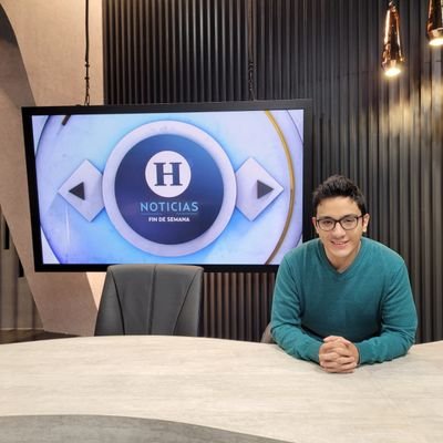 Entrevistas y transmisiones 🎙🏈⚽ en Instagram (@adriancaloca) | Periodista @heraldodemexico 📺 | Sábados en Zona de Noticias (Heraldo Radio) 📻