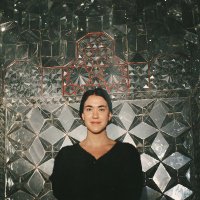 Anushka Chkheidze (@__halfie__) 's Twitter Profile