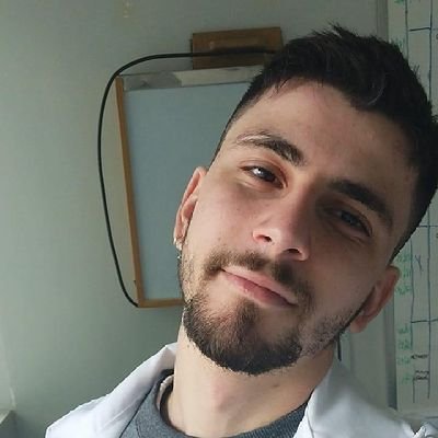 Foda-se suas opiniões Estou aqui Para Me divertir não Para ser normal!