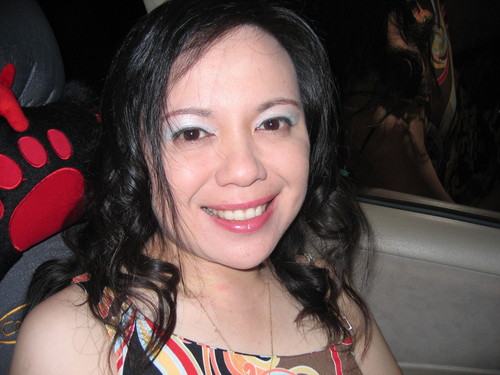 sharonshaz's profile picture. 