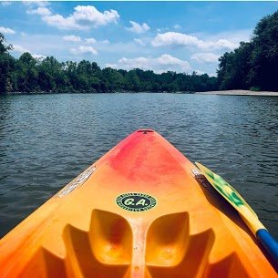 Minutes from Cincinnati and Northern Kentucky! Kayak and tube rentals down the Whitewater River.