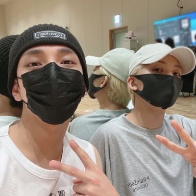 “𝖩𝗂𝖧𝖺𝗇👼🐰” “𝖳𝖺𝖾𝖪𝗈𝗈𝗄🐯🐰” 𝖮𝗇𝖼𝖾 𝗒𝗈𝗎 𝗌𝗅𝗂𝗉 𝗂𝗇𝗍𝗈 𝗍𝗁𝖾 𝖣𝗂𝖺𝗆𝗈𝗇𝖽 𝖫𝗂𝖿𝖾, 𝗒𝗈𝗎 𝖼𝖺𝗇 𝗇𝖾𝗏𝖾𝗋 𝗀𝖾𝗍 𝗈𝗎𝗍.♡︎💎🥕boochan🥺