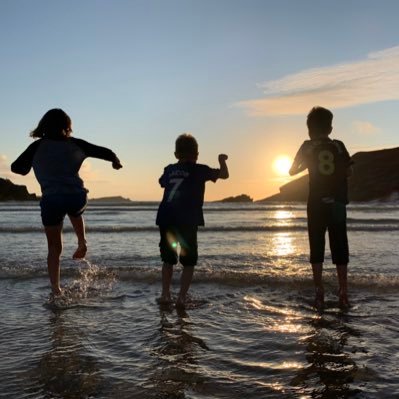 work in education, mum to 3. Pro outdoor education and active learning.