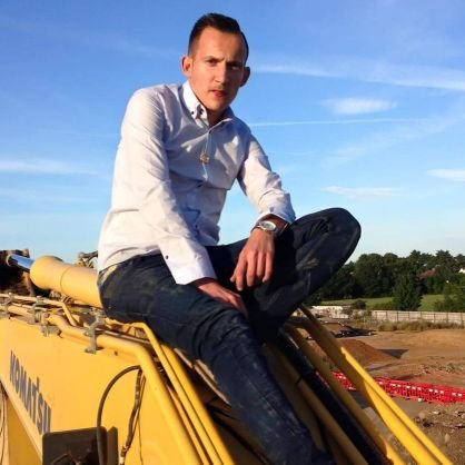 GavinDaryll's profile picture. #Brentfordfc ST holder ..... horse racing and boxing enthusiast Essex based