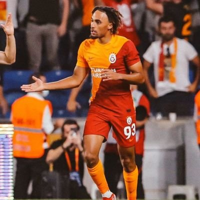 Aslan2021_'s profile picture. Bu profil sıklıkla küfreder rahatsız olacaksanız şimdiden özür dilerim.