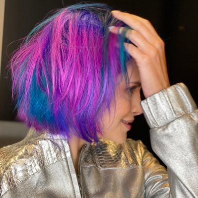 andjelkaducic's profile picture. Onaj ko je jednom sebe nasao, ne moze nista da izgubi na ovom svetu. I ko je jednom u sebi shvatio coveka, razumece sve ljude...