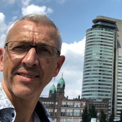 Journalist en tekstschrijver / Tuinbouw, vooral glastuinbouw / auteur Land van Glas / Geografie / Wielrennen / Berkel en Rodenrijs - Gorredijk