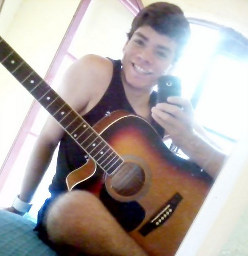 ზ  Cantor e Compositor (: