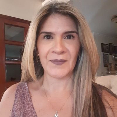 Odontólogo UCV.
Esposa del Ex Preso Político Tcnel Ruperto Sánchez. Coordinadora de DA @ForoPenal Capítulo Aragua.
Vicepresidente de @ancorahumanitas