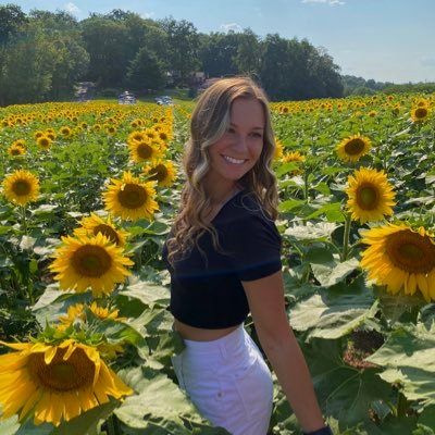 EmSadowski13's profile picture. mansfield university fh ‘21