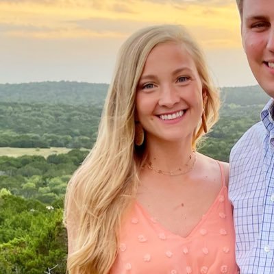 MrsReichle's profile picture. First year as Mrs. Reichle! Previously Ms. Sexton! Deer Creek Elementary School 💙 Crowley ISD 💙 4th Grade Math Teacher🍎✏️