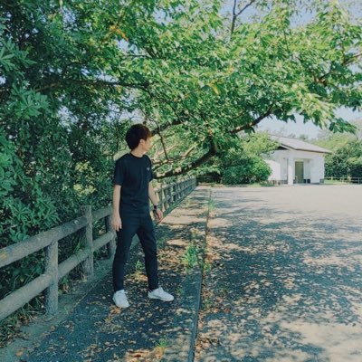 webwriting_ym's profile picture. 大阪│ライター/ディレクター/マーケター│チームでWeb制作や教育事業をやってます｜Web広告運用・Lステップ構築とかもしてます│Webライティングの知識・スキルやビジネスに活かせるWeb文章術を発信│ インスタ → https://t.co/QzrmLGiPE9