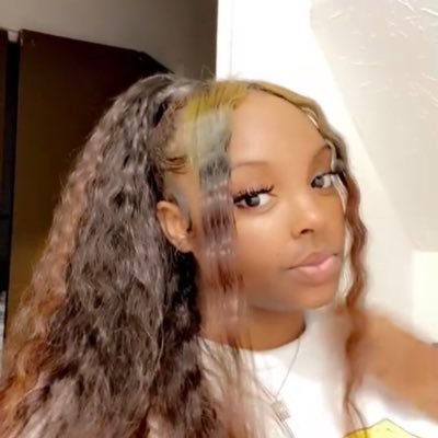 Baddest in the game 👸🏽. snap@taylaa_simone insta@jadyahmaa | x bonnie 💕.... “ gods child “
