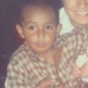 gfl1015's profile picture. 