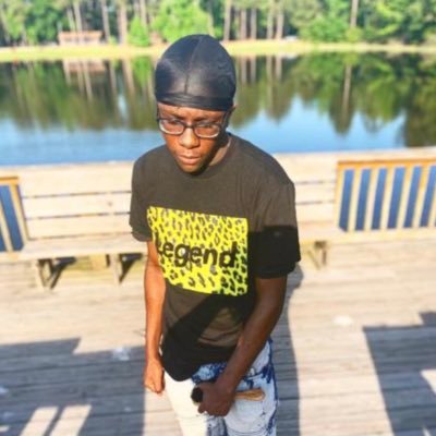 thanks for getting this page to 188 followers! Goal is 500! social media influencer/Rapper/ and Business man support me!