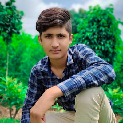🐅#शेर की भुख ओर हमारा #लुक🙋♂
✌️ दोनो ही #जान लेवा हे !
👸🏻#रानी नहीं🙅♂ तो क्या हूआ..
👦यह ♛ #बादशाह😎👑
💜#आज भी लाखों ❤दिलों ❤पर राज करता हैं.!