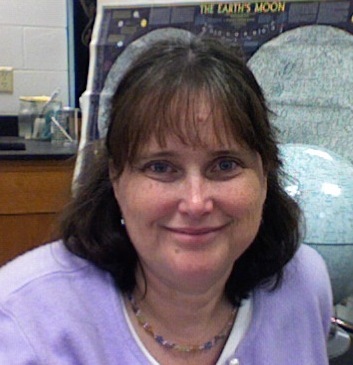 - MS Science teacher; co-leader of Belize-UNH Teacher Program. NASATweetup STS-133, KSC50th/MSL attendee!