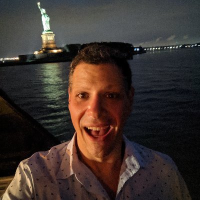 Co-founder and CEO at @Unified, an iHeartMedia Company
#bitcoin advocate crypto enthusiast Tweets are my own and NFA