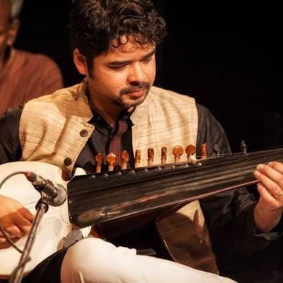 Sarod artiste in the North Indian classical tradition of music. Dedicated teacher, enterprising luthier, occasional writer.

Queries/ bookings: comms@sarod.ca