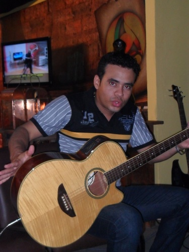 MARK ONELL APRESENTADOR DO ALLAMANDA REVISTA SBT CANAL 13...CANTOR,  MÚSICO, ATOR  E COMPOSITOR...