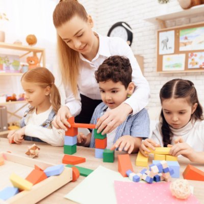 Bilingual French - English Immersion Preschool. Our mission is to help and assist Children in their Educational foundation to develop their maximum potential..