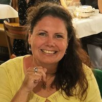 Kelly Hewitt (@kellyjohewitt10) Twitter profile photo
