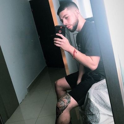 oscarhdz2110's profile picture. Insta. oahr